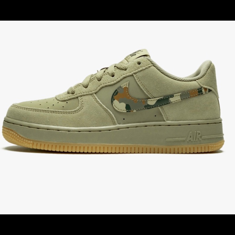 Size 5 boys shoes